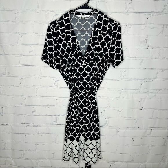 Max Studio medium black & white dress - Picture 1 of 6